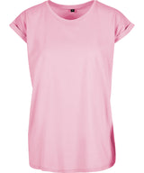 Women’s regular extended shoulder tee